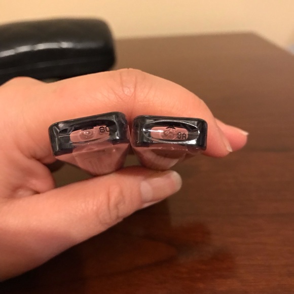 NWOB!! 2X Too Faced Melted Matte in Queen B - Picture 5 of 5